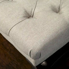 Stoffbezogene Ottoman-Sitzbank mit Beinen aus Birkenholz 104 cm L x 44 cm B x 43 cm H