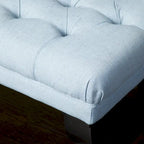 Stoffbezogene Ottoman-Sitzbank mit Beinen aus Birkenholz 104 cm L x 44 cm B x 43 cm H