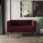 Zweisitzer-Liebessofa aus Samt-Polyester und Metall mit vertikalem Rückenlehnen-Detail 132 cm B x 78,5 cm T x 79 cm H