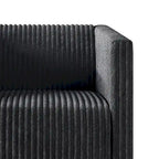 Zweisitzer-Liebessofa aus Samt-Polyester und Metall mit vertikalem Rückenlehnen-Detail 132 cm B x 78,5 cm T x 79 cm H