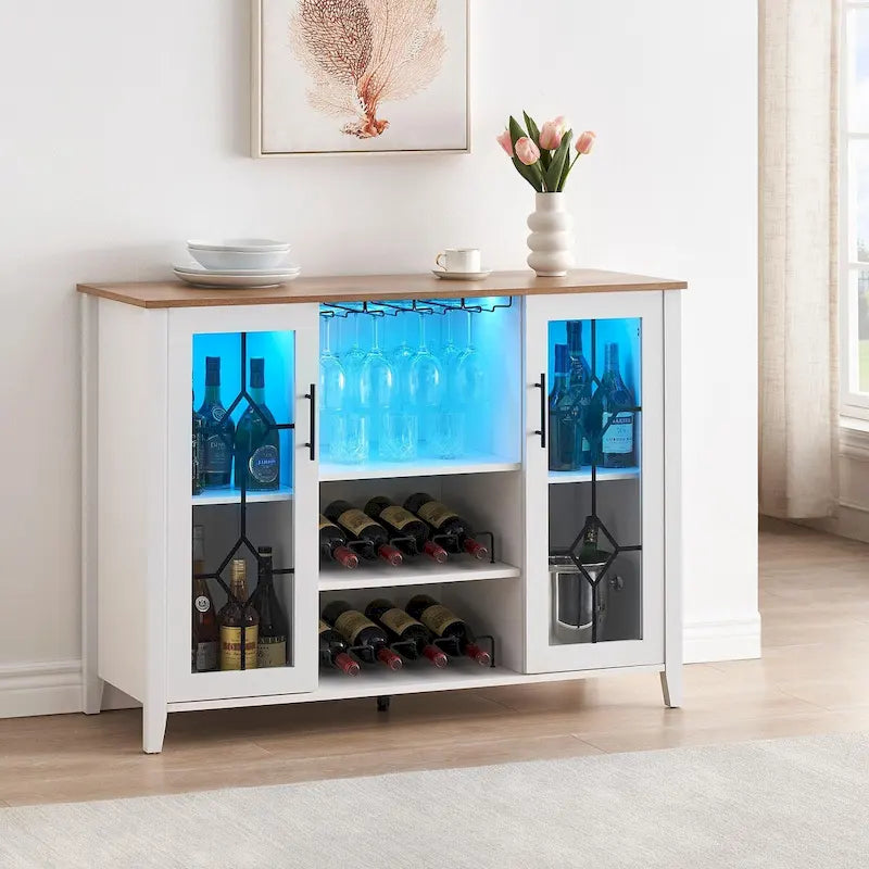 Getränkeschrank aus Spanplatte mit LED-Beleuchtung und Glastüren, 120 B x 40 T x 88 H cm