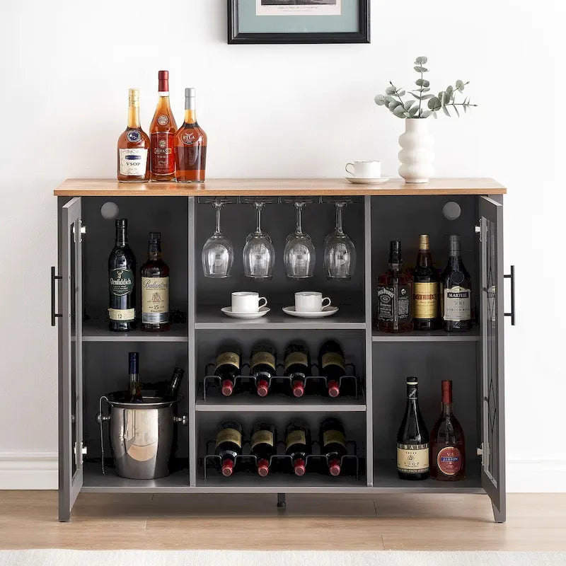 Getränkeschrank aus Spanplatte mit LED-Beleuchtung und Glastüren, 120 B x 40 T x 88 H cm