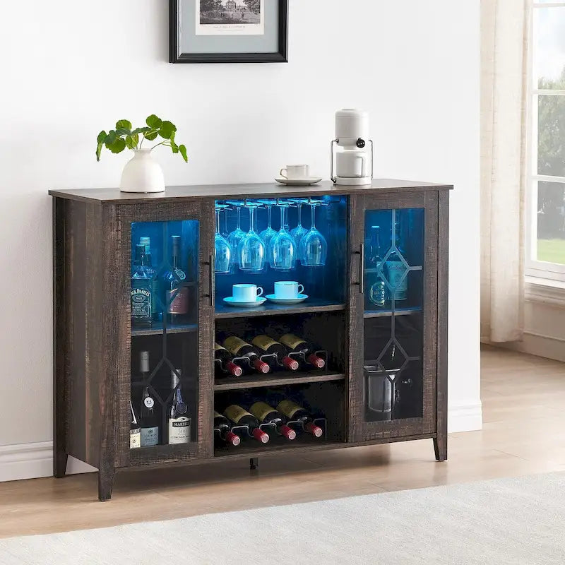 Getränkeschrank aus Spanplatte mit LED-Beleuchtung und Glastüren, 120 B x 40 T x 88 H cm